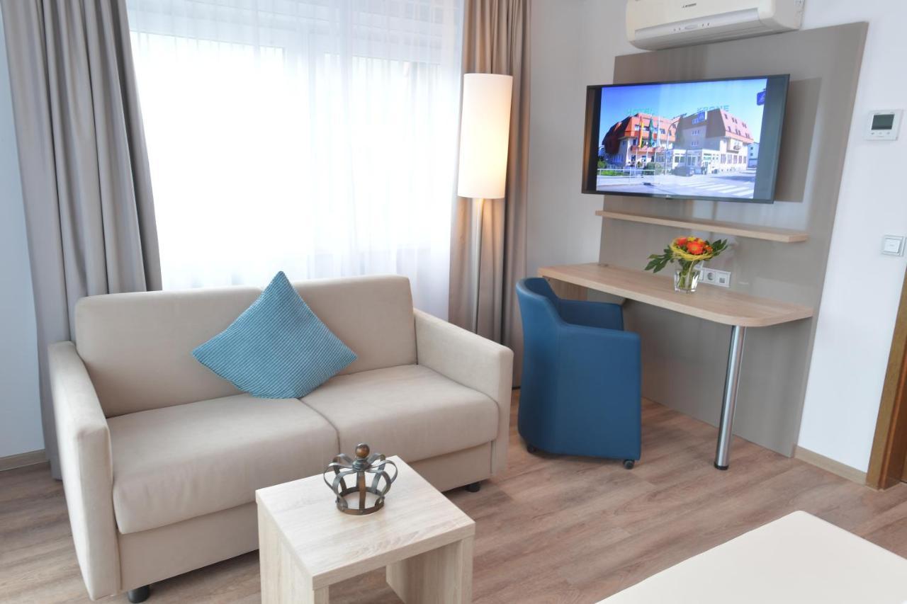 Hotel Krone Ниферн-Эшельбронн Экстерьер фото