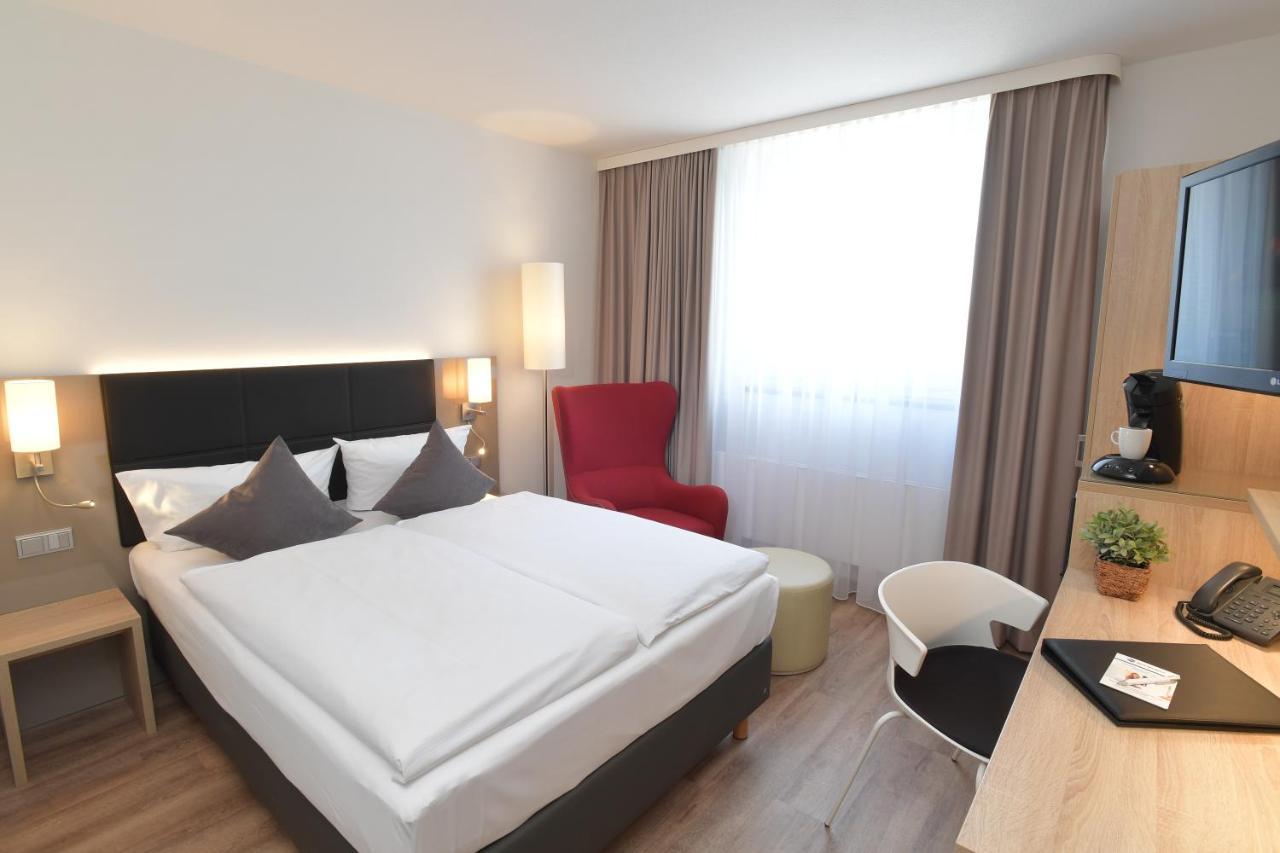 Hotel Krone Ниферн-Эшельбронн Экстерьер фото