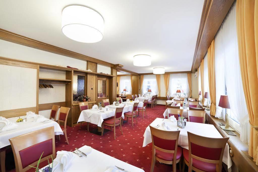 Hotel Krone Ниферн-Эшельбронн Экстерьер фото